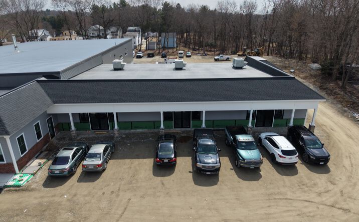Pictures of Retail property located at 17 Arlington St, Dracut, MA 01826 for lease - image #1
