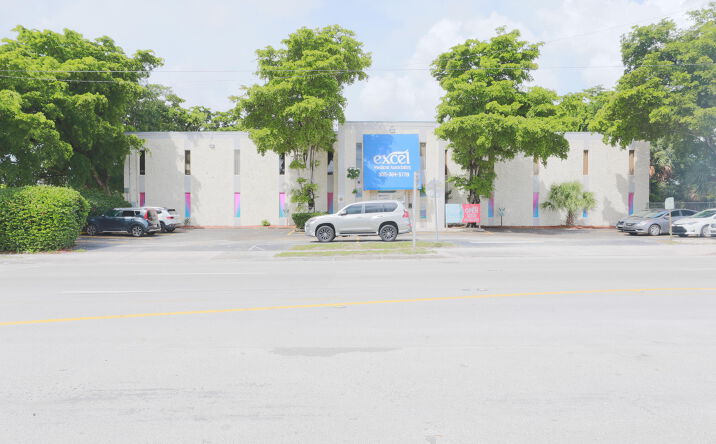 Pictures of Office property located at 15490 NW 7th Avenue 205 B, Miami, FL 33169 for lease - image #1