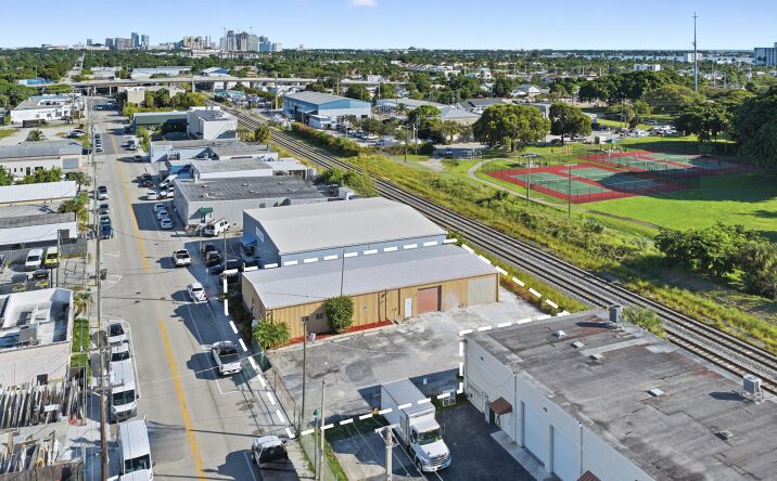 Pictures of Industrial property located at 4504 Georgia Avenue, West Palm Beach, FL 33405 for lease - image #1