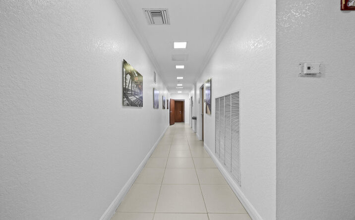 Pictures of Office property located at 1940 Harrison Street, Hollywood, FL 33020 for lease - image #1