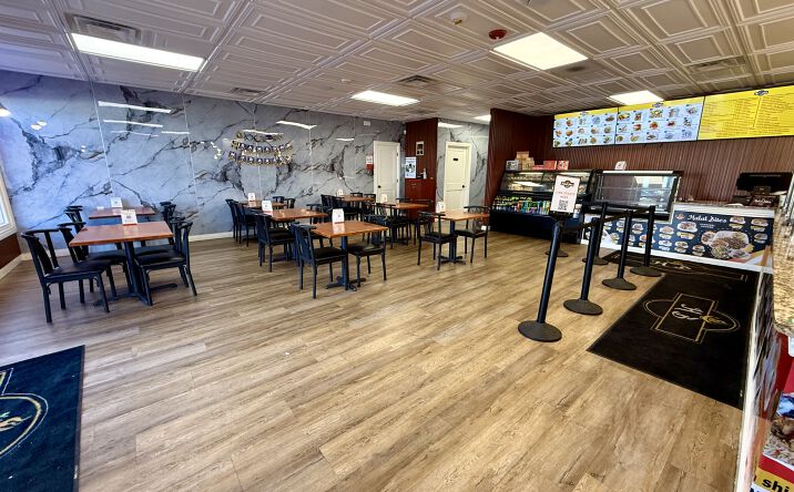 Pictures of Restaurant property located at 1555 E Henrietta Rd, Rochester, NY 14623 for lease - image #1