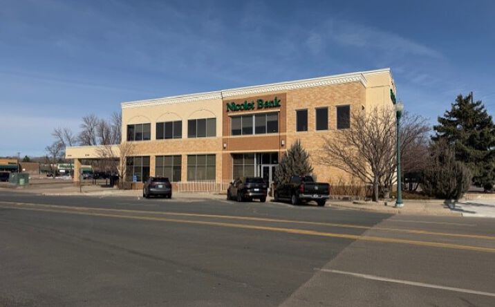 Pictures of Office property located at 706 N Walnut St, Chaska, MN 55318 for lease - image #1