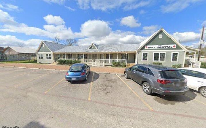 Pictures of Retail property located at 419 Gentry St, Spring, TX 77373 for lease - image #1