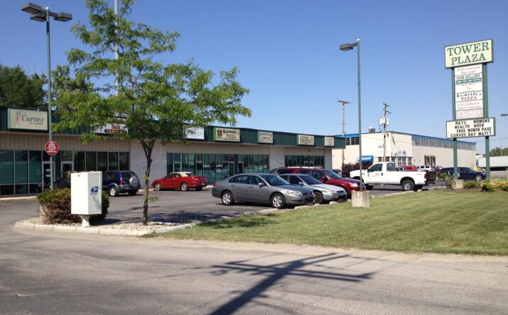Pictures of Retail property located at 2602 W State Blvd, Fort Wayne, IN 46808 for lease - image #1