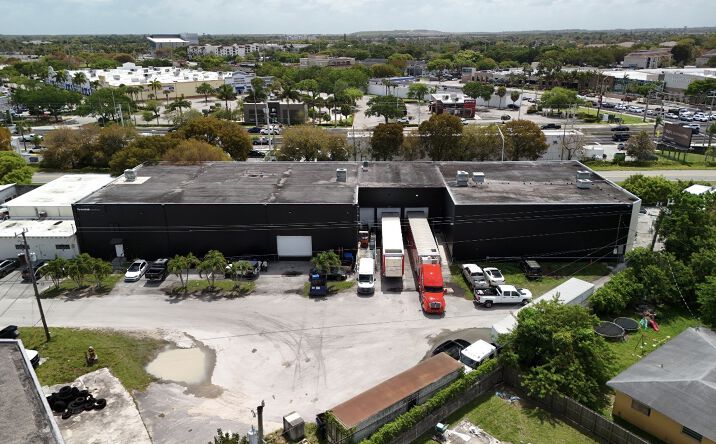 Pictures of Industrial property located at 11441 SW 208th Dr, Miami, FL 33189 for lease - image #1