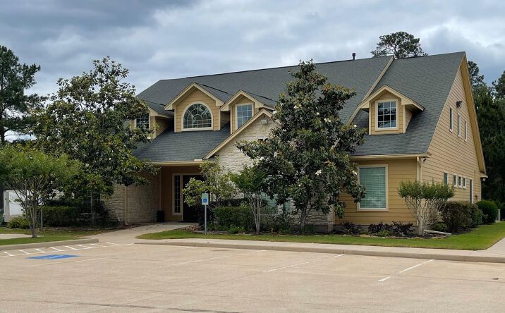 Pictures of Office property located at 701 E N Loop 336 E, Conroe, TX 77303 for lease - image #1