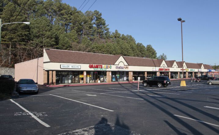 Pictures of Retail, Office, Special Purpose property located at 3205 Canton Rd, Marietta, GA 30062 for lease - image #1