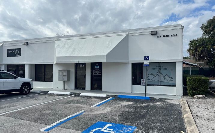 Pictures of Retail, Office property located at 124 Robin Rd, Altamonte Springs, FL 32701 for lease - image #1