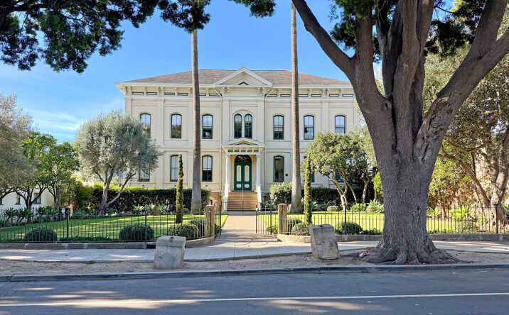 Pictures of Office property located at 925 De La Vina St, Santa Barbara, CA 93101 for lease - image #1