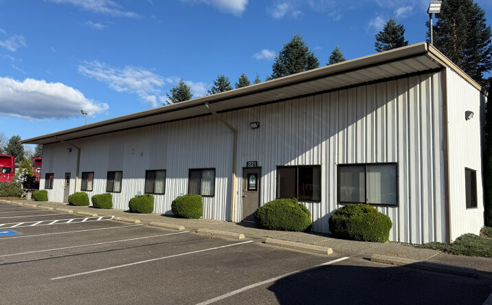 Pictures of Office property located at 821 Airport Ct SE, Olympia, WA 98501 for lease - image #1