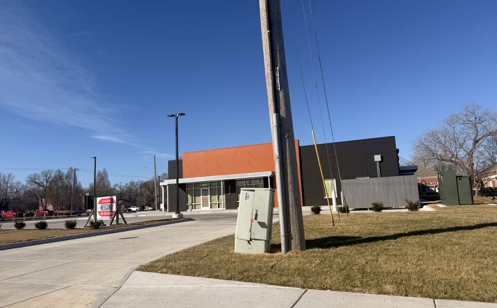 Pictures of Retail, Office, Restaurant property located at 503 N Webb Rd, Wichita, KS 67206 for lease - image #1