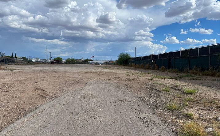 Pictures of Land property located at 3200 E 44th St, Tucson, AZ 85713 for lease - image #1