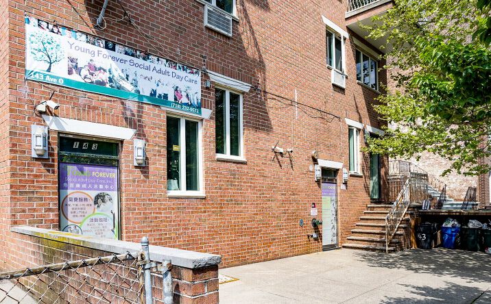 Pictures of Retail property located at 143 Avenue O, Bensonhurst, NY 11204 for lease - image #1
