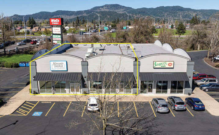 Pictures of Retail property located at 1671 18th St, Springfield, OR 97477 for lease - image #1