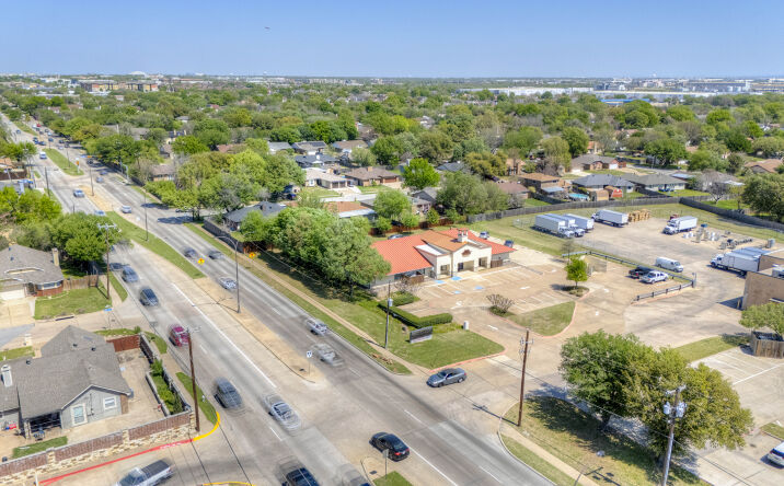 Pictures of Office, Retail property located at 5225 Matlock Rd, Arlington, TX 76018 for lease - image #1