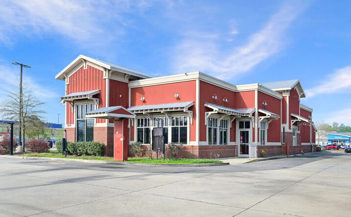 Pictures of Retail, Restaurant property located at 34071 LA-16, Denham Springs, LA 70706 for lease - image #1