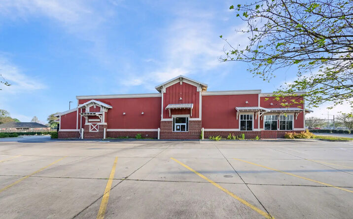 Pictures of Retail, Restaurant property located at 13770 Millerville Greens Blvd, Baton Rouge, LA 70816 for lease - image #1