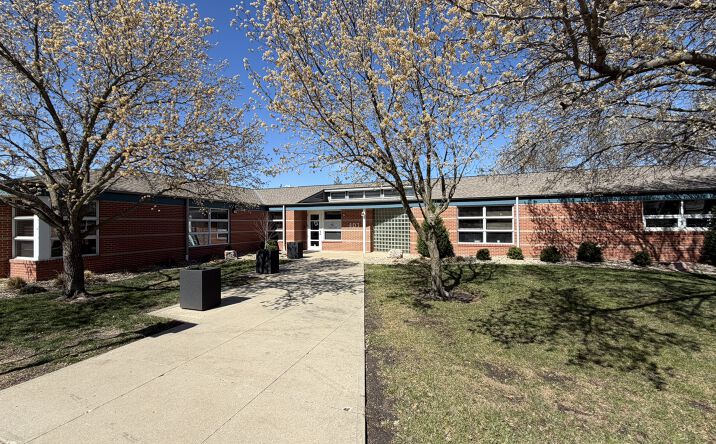 Pictures of Office property located at 401 N East St, Paola, KS 66071 for lease - image #1