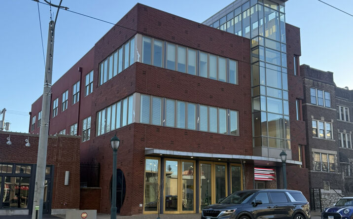 Pictures of Office property located at 6128 Delmar Blvd St, St. Louis, MO 63112 for lease - image #1