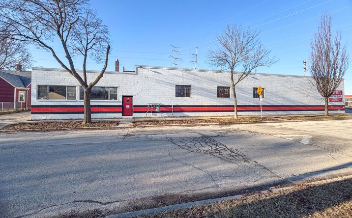 Pictures of Industrial property located at 4602 N 20th St, Milwaukee, WI 53209 for lease - image #1
