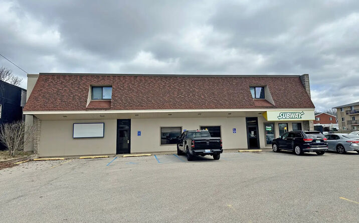Pictures of Retail, Office property located at 420 N Whitehall Rd, North Muskegon, MI 49445 for lease - image #1
