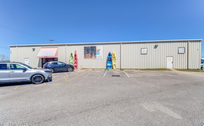 Pictures of Retail property located at 15240 Creosote Rd, Gulfport, MS 39503 for lease - image #1