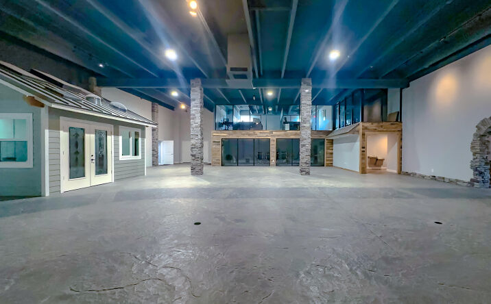 Pictures of Retail, Industrial property located at 2500 S Harbor City Boulevard, Melbourne, FL 32901 for lease - image #1