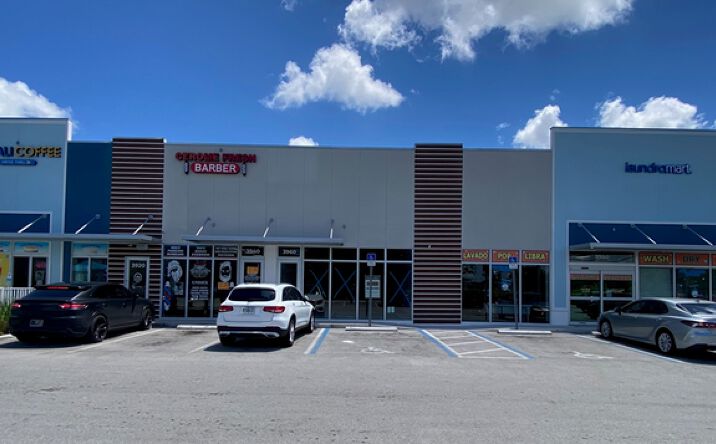 Pictures of Retail property located at 3920 Prospect Rd, Fort Lauderdale, FL 33319 for lease - image #1