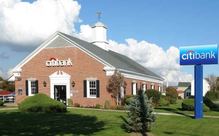 Pictures of Retail, Office property located at 835 Montauk Hwy, Bayport, NY 11705 for lease - image #1