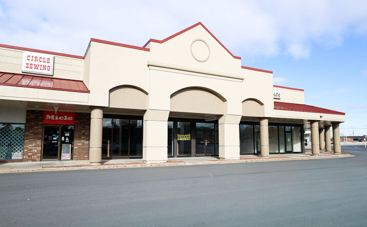 Pictures of Retail, Office, Restaurant property located at 1900 S Saginaw Rd, Midland, MI 48640 for lease - image #1