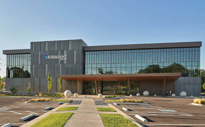Pictures of Office property located at 5575 Poplar Ave, Memphis, TN 38119 for lease - image #1