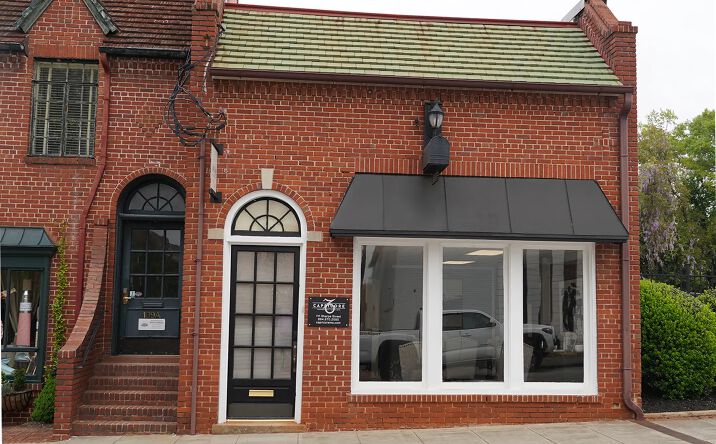 Pictures of Office property located at 111 E Sharpe St, Anderson, SC 29621 for lease - image #1
