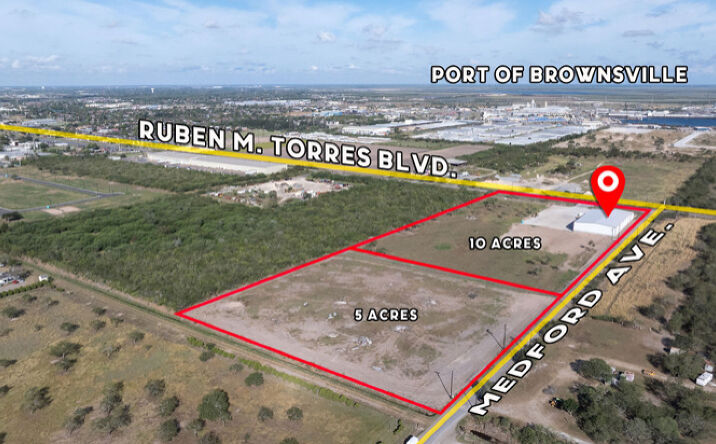 Pictures of Industrial property located at 8390 E Ruben M Torres Blvd, Brownsville, TX 78526 for lease - image #1