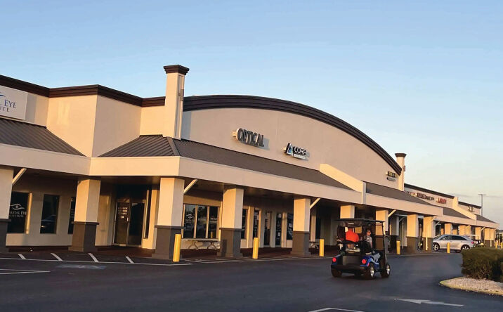 Pictures of Retail property located at 912 North Pebble Beach Boulevard, Sun City Center, FL 33573 for lease - image #1