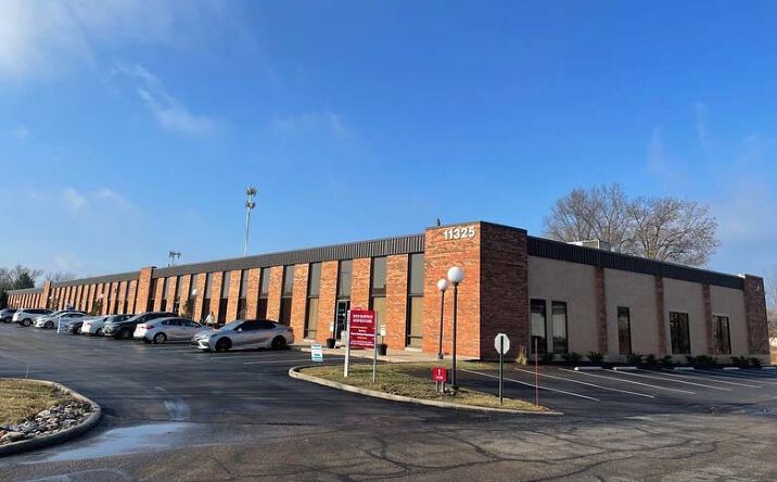 Pictures of Industrial property located at 11325 Reed Hartman Hwy, Blue Ash, OH 45241 for lease - image #1