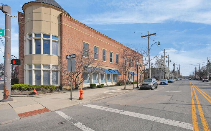 Pictures of Office property located at 480 S 3rd St, Columbus, OH 43215 for lease - image #1