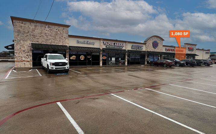 Pictures of Retail, Restaurant property located at 427 N Town E Blvd, Mesquite, TX 75150 for lease - image #1