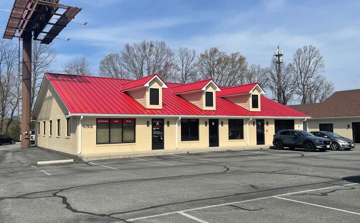Pictures of Office, Retail property located at 17912 Forest Rd, Forest, VA 24551 for lease - image #1