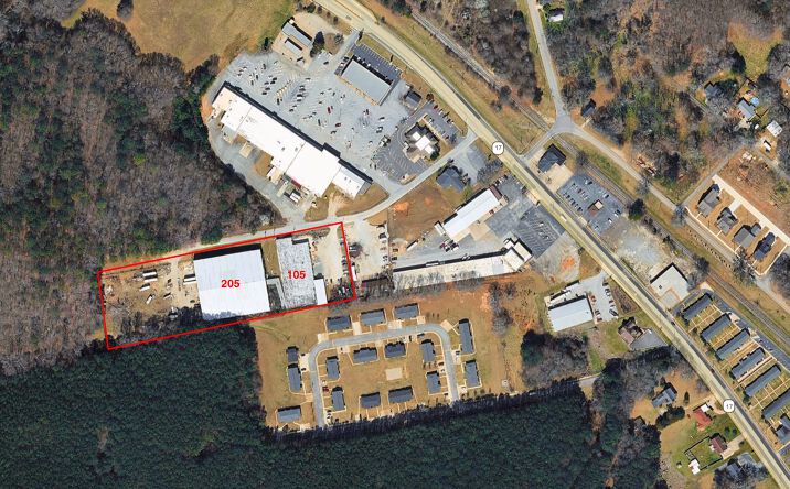Pictures of Industrial property located at 205 Silo Ln, Lavonia, GA 30553 for lease - image #1