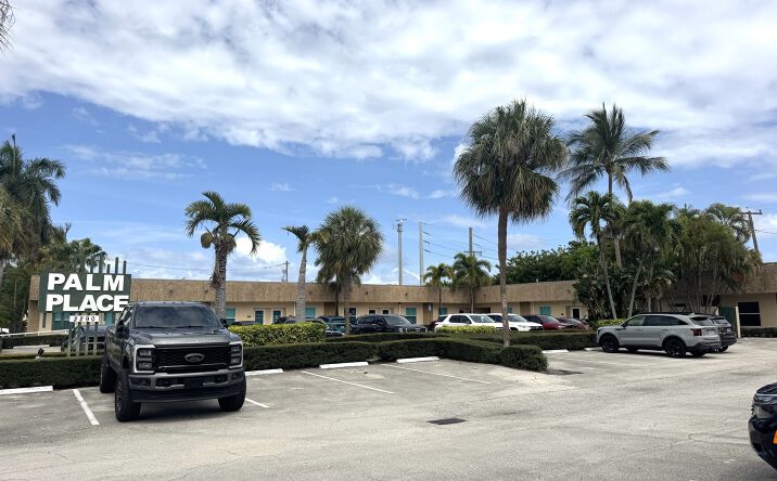 Pictures of Office property located at 2290 NW 2nd Ave, Boca Raton, FL 33431 for lease - image #1