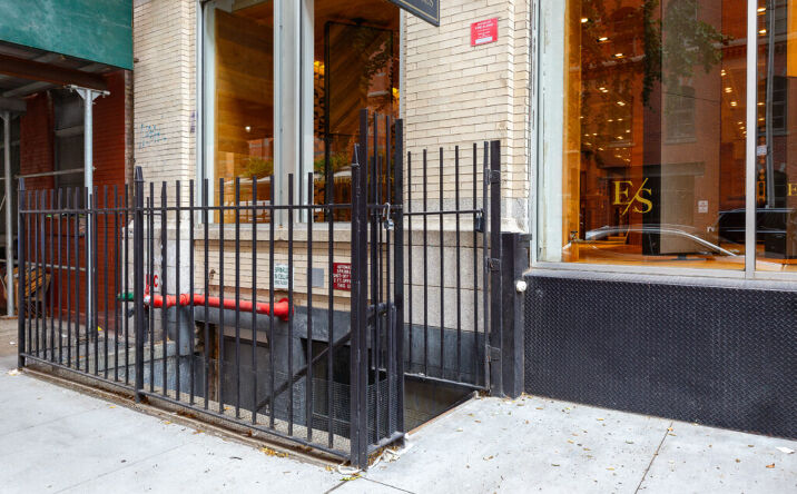 Pictures of Retail property located at 95 Vandam St, New York, NY 10013 for lease - image #1