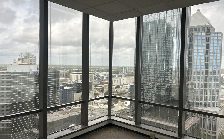 Pictures of Office property located at 100 N Tampa St, Tampa, FL 33602 for lease - image #1