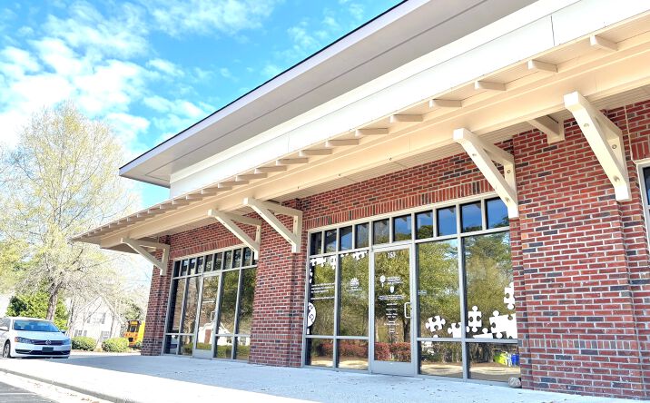 Pictures of Office property located at 3317 Masonboro Loop Rd, Wilmington, NC 28409 for lease - image #1