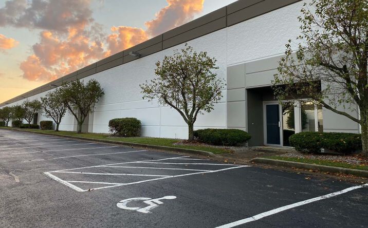 Pictures of Industrial property located at 3432-3448 Progress Way, Wilmington, OH 45177 for lease - image #1