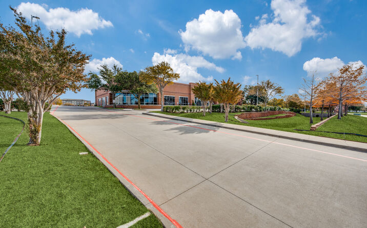Pictures of Office, Industrial property located at 4240 International Pkwy, Carrollton, TX 75007 for lease - image #1