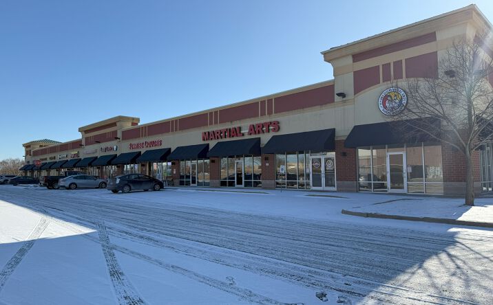 Pictures of Retail property located at 1049 W Main Street, Sleepy Hollow, IL 60118 for lease - image #1