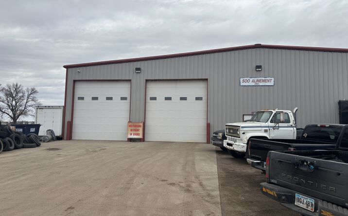 Pictures of Industrial property located at 1204 E Hemlock Blvd Suite A, Brandon, SD 57005 for lease - image #1