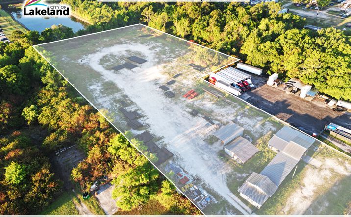 Pictures of Industrial property located at 2705 E Main St, Lakeland, FL 33801 for lease - image #1