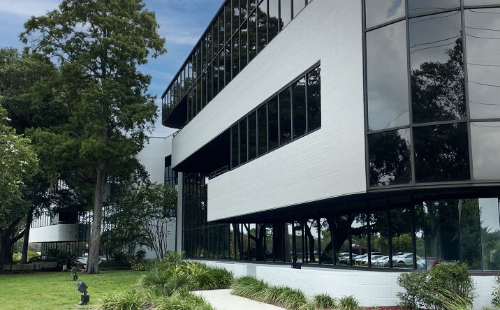 Pictures of Office property located at 5650 Breckenridge Park Dr, Tampa, FL 33610 for lease - image #1