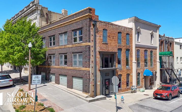 Pictures of Office property located at 101 N Austin St, Denton, TX 76201 for lease - image #1